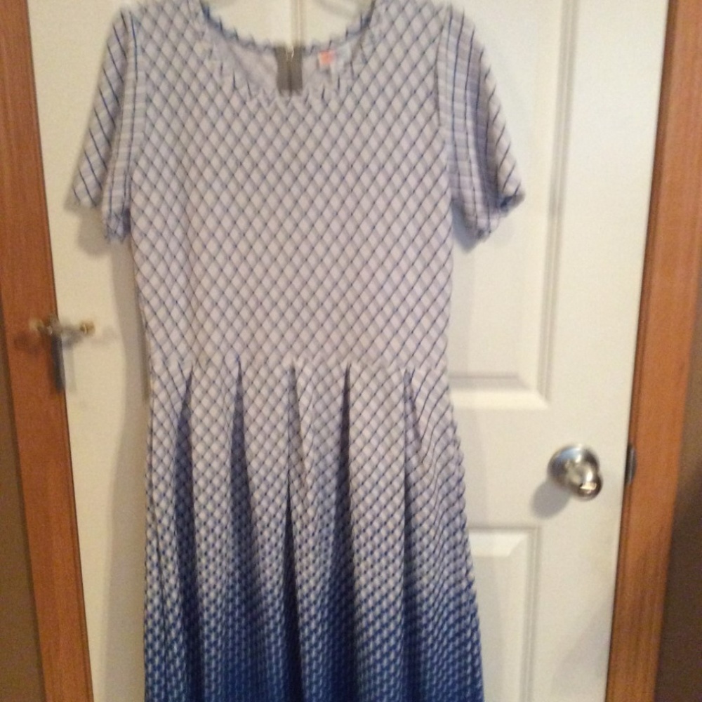 Lularoe XL Amelia Blue and white ombre